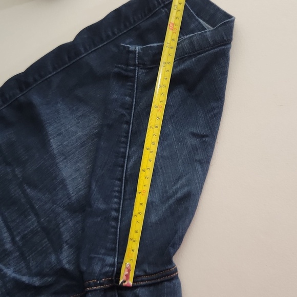 Torrid Shorts Womens Size 18 Bemurda Denim HAS FLAWS - Picture 8 of 8